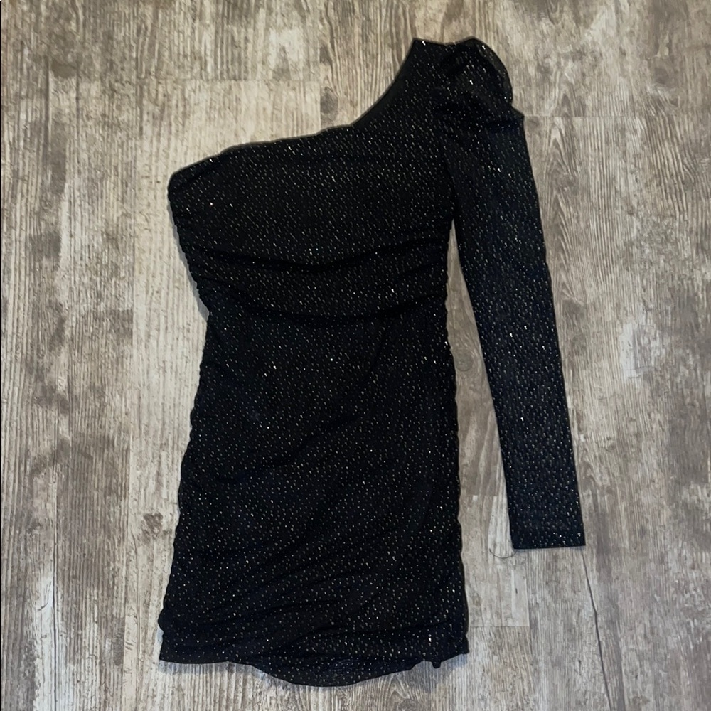Elegant Black One-Shoulder Dress